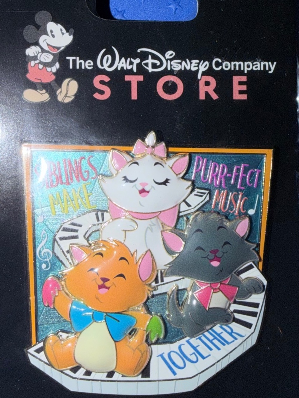 Disney Pin DEC - Siblings Series - ARISTOCATS LE 250 MARIE